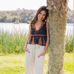 Natural Life medium Sierra sleeveless mesh top